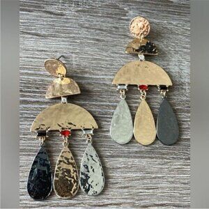 Statement drop earrings N416